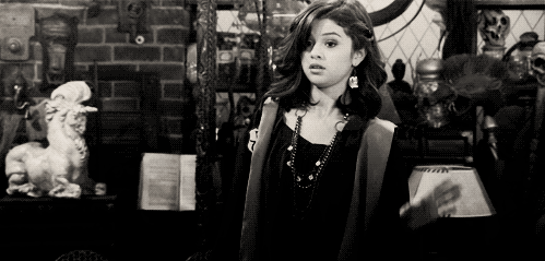 Selena-Gomez-Shocked